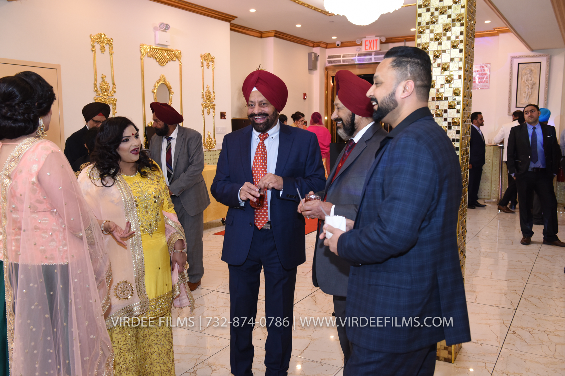ZORA LOHRI (292)
