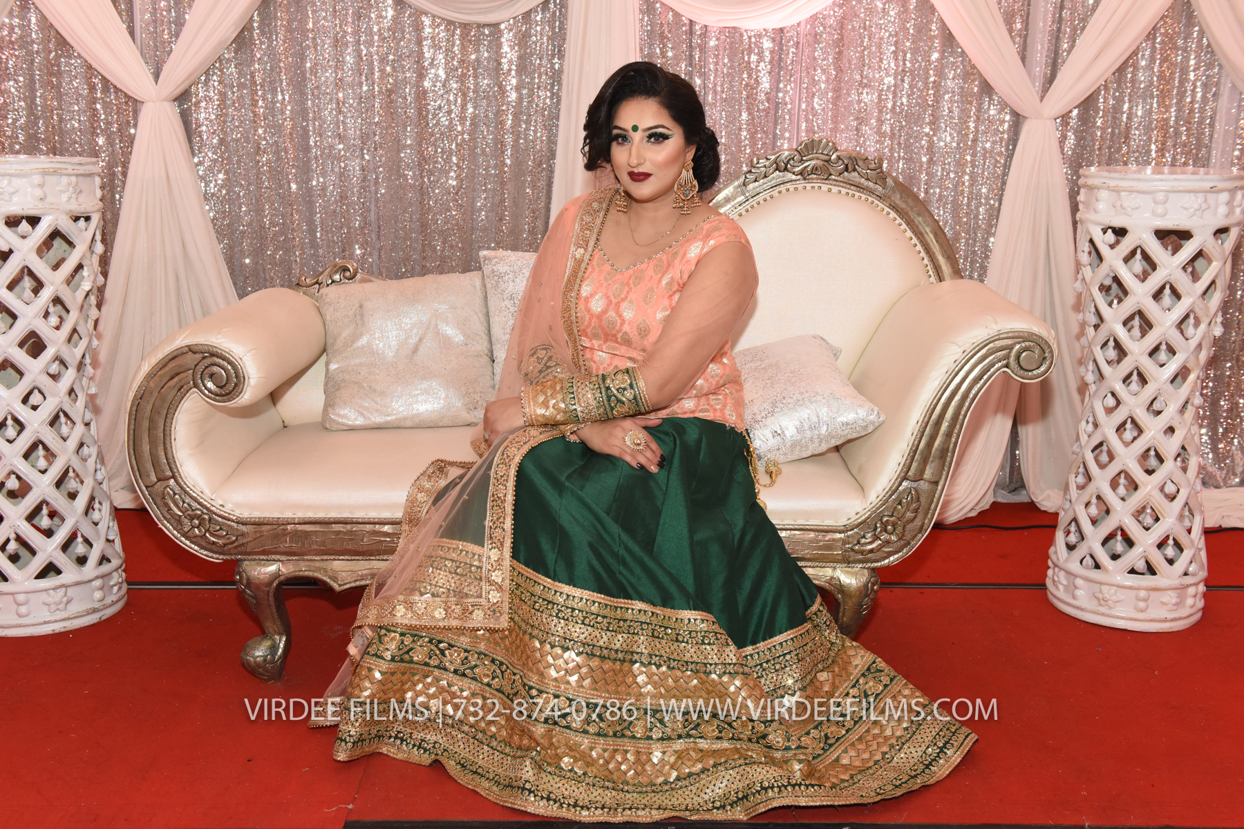 ZORA LOHRI (715)
