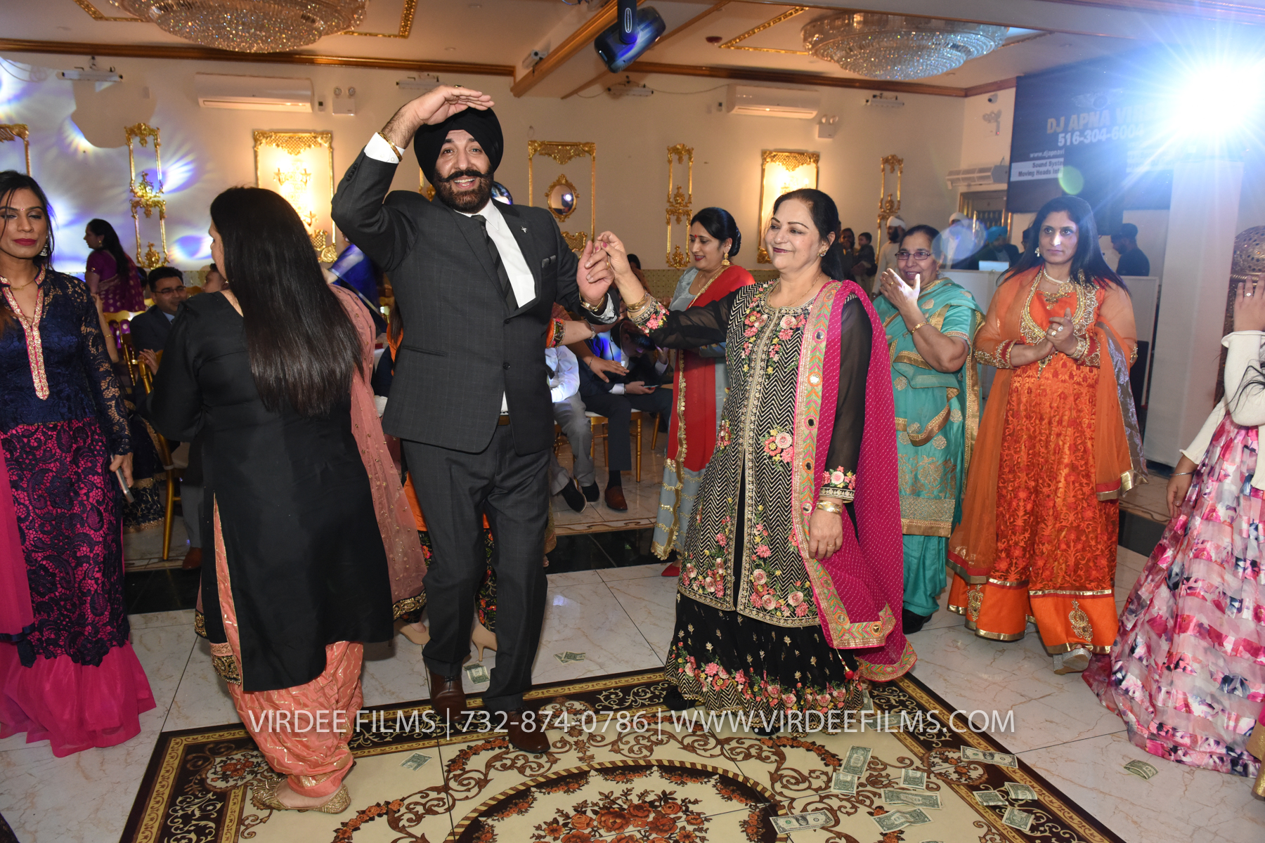 ZORA LOHRI (611)