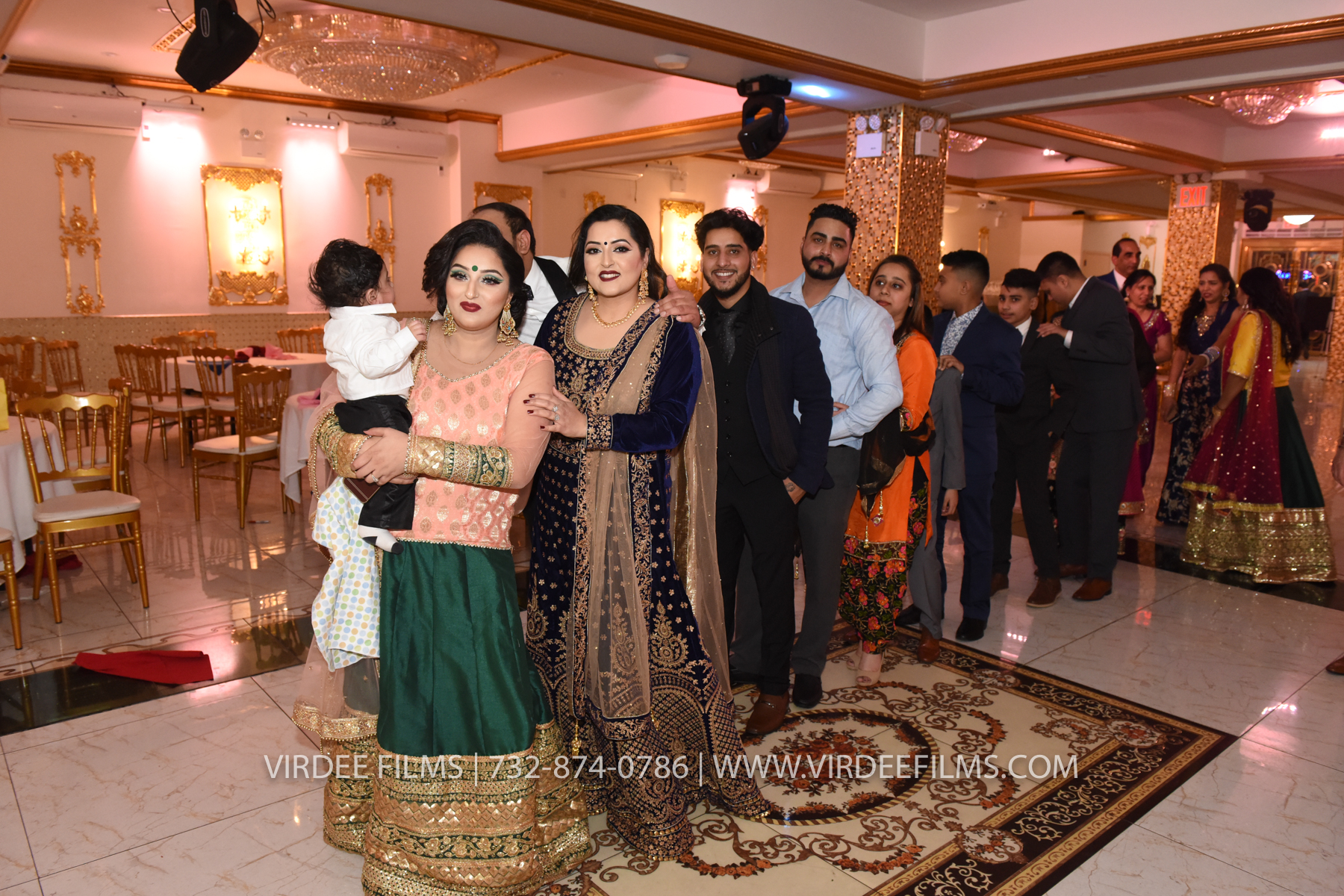 ZORA LOHRI (812)
