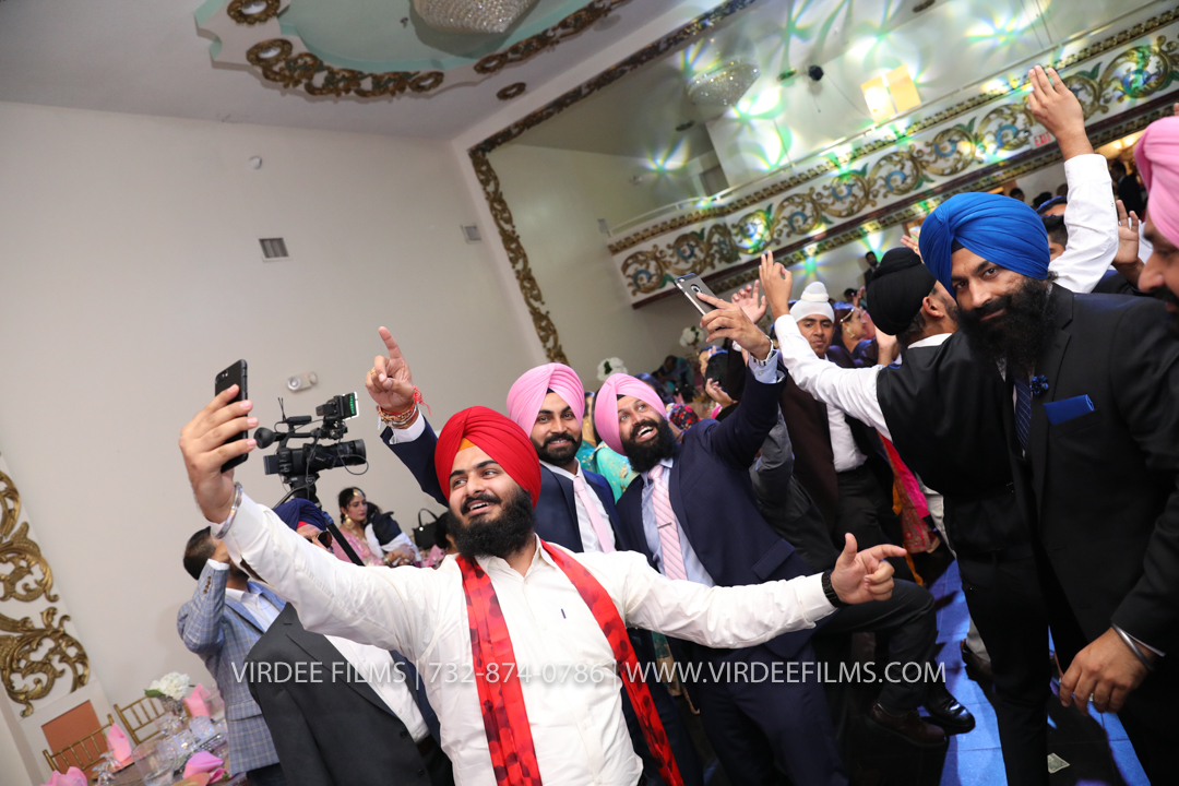 RECEPTION (322)