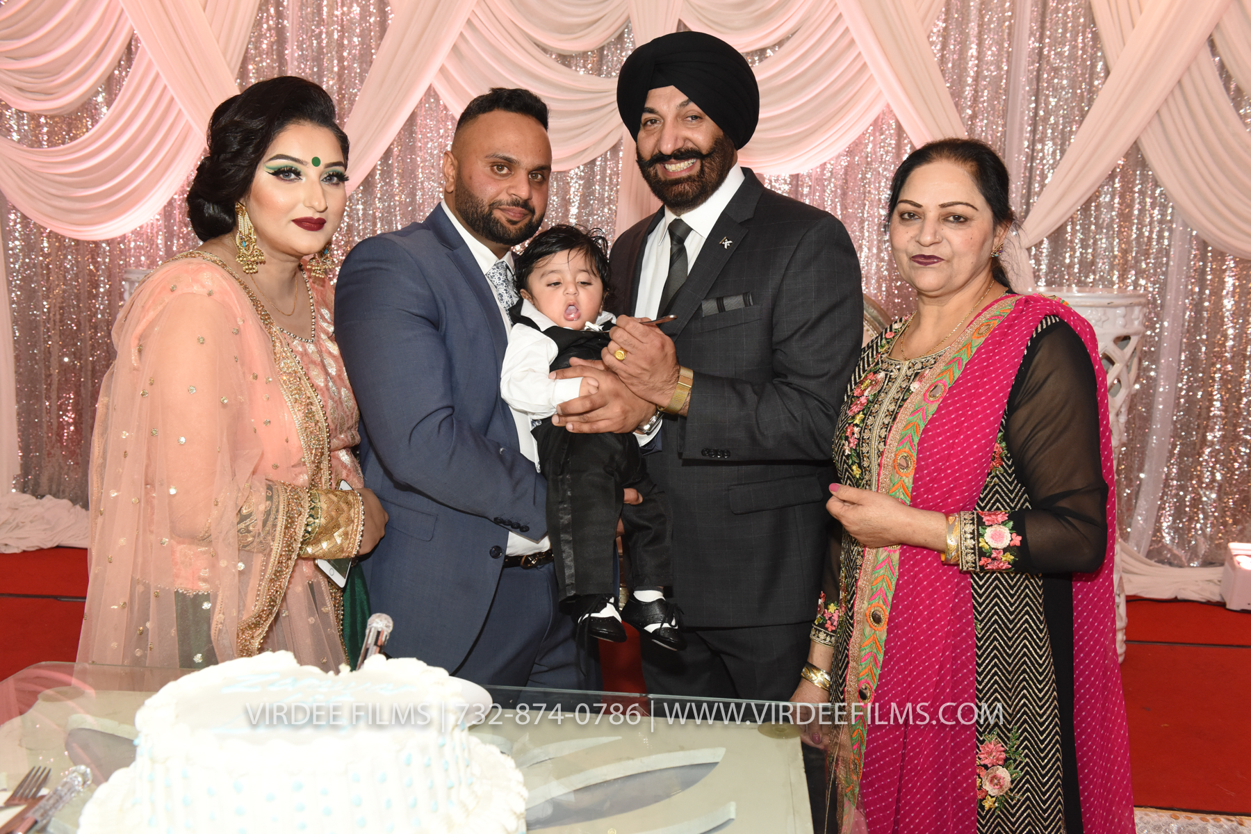 ZORA LOHRI (437)