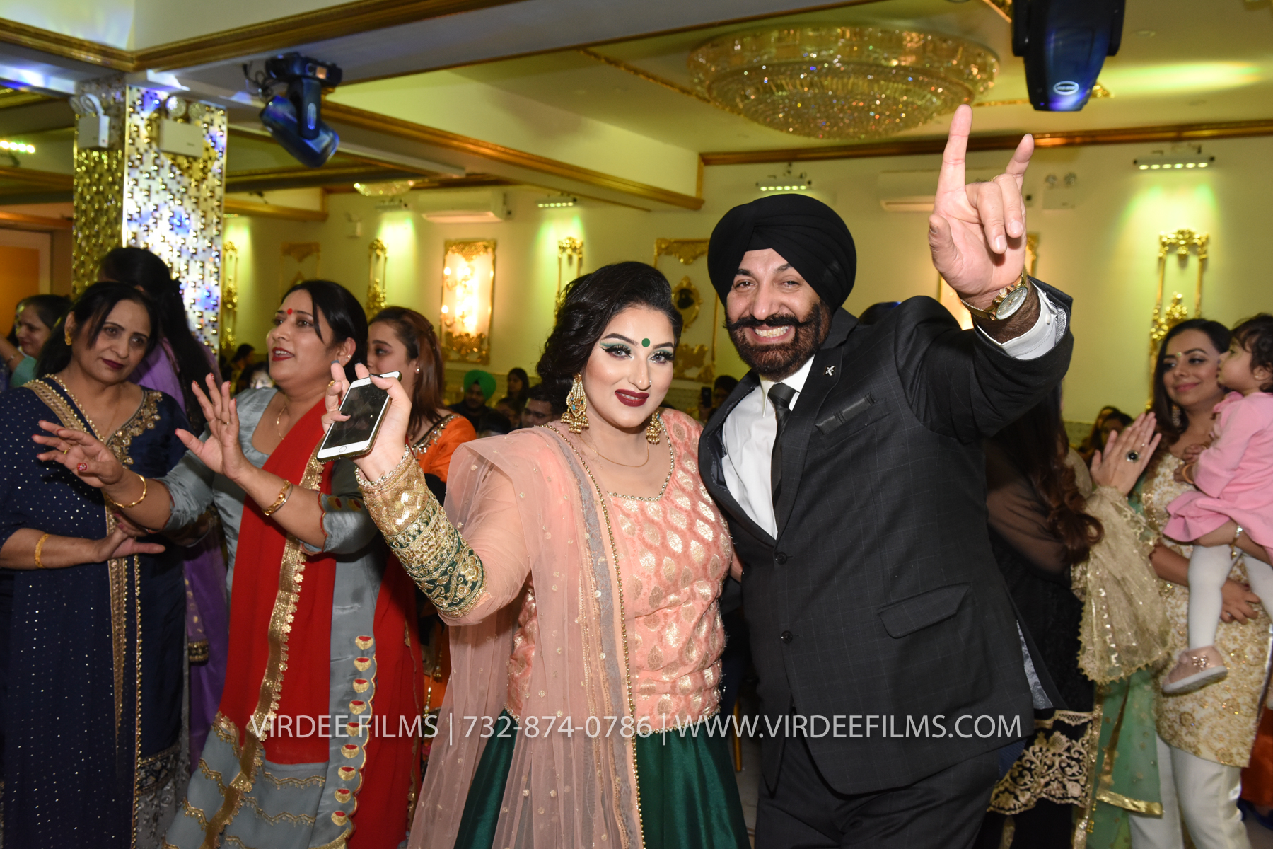 ZORA LOHRI (579)