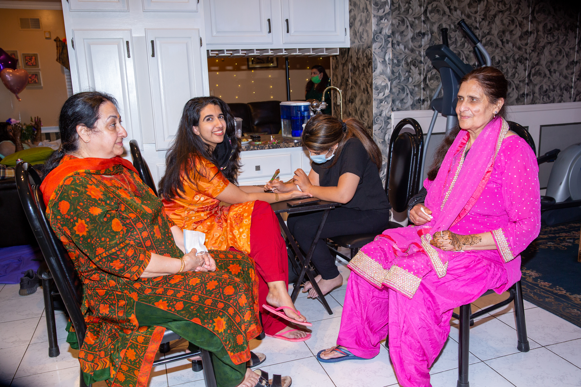 MEHNDI (132)