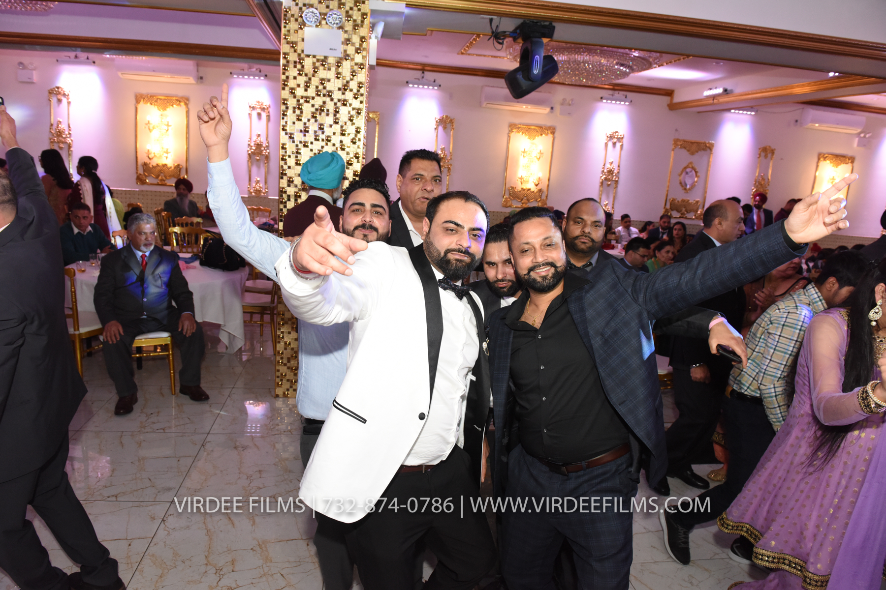 ZORA LOHRI (582)