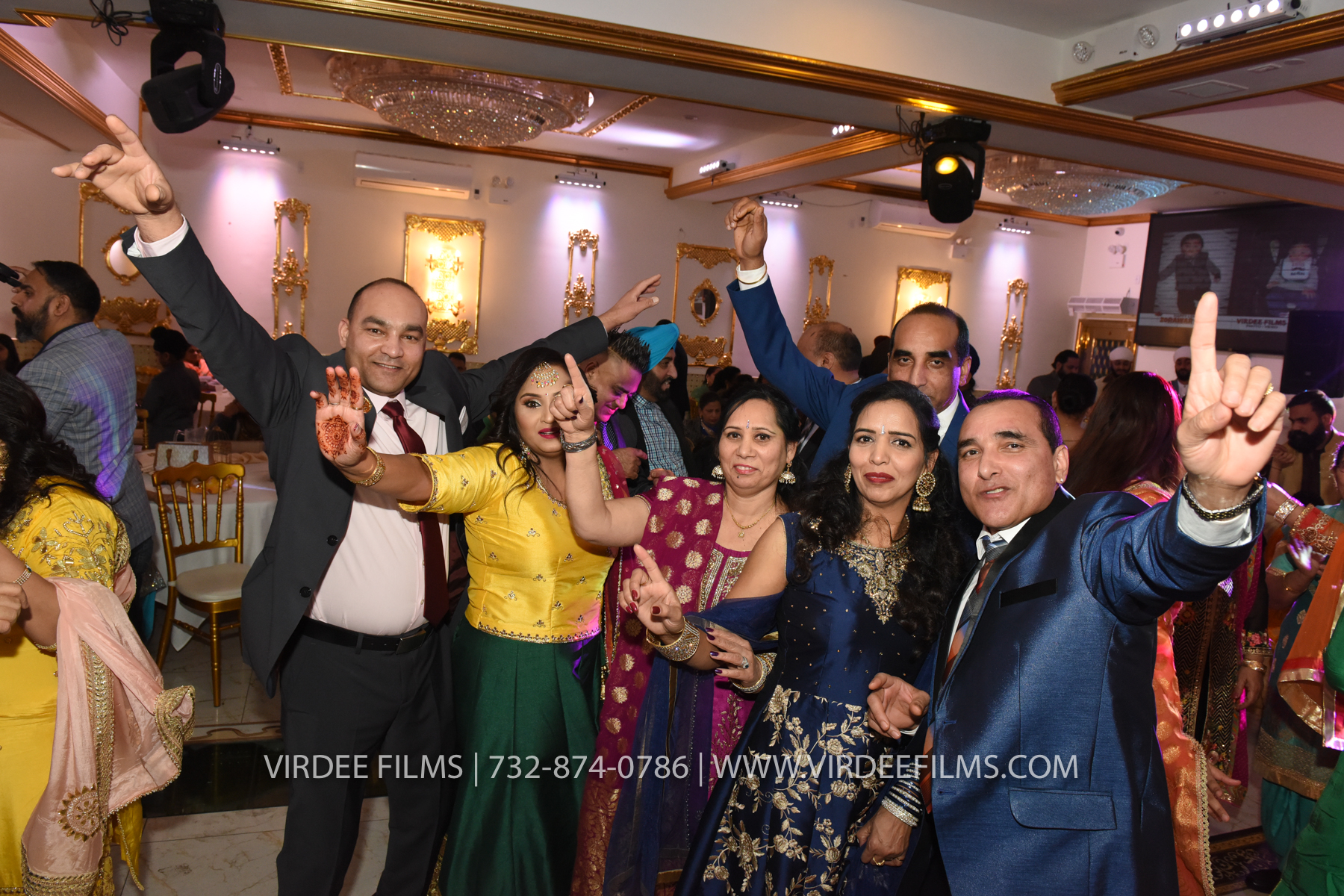 ZORA LOHRI (543)