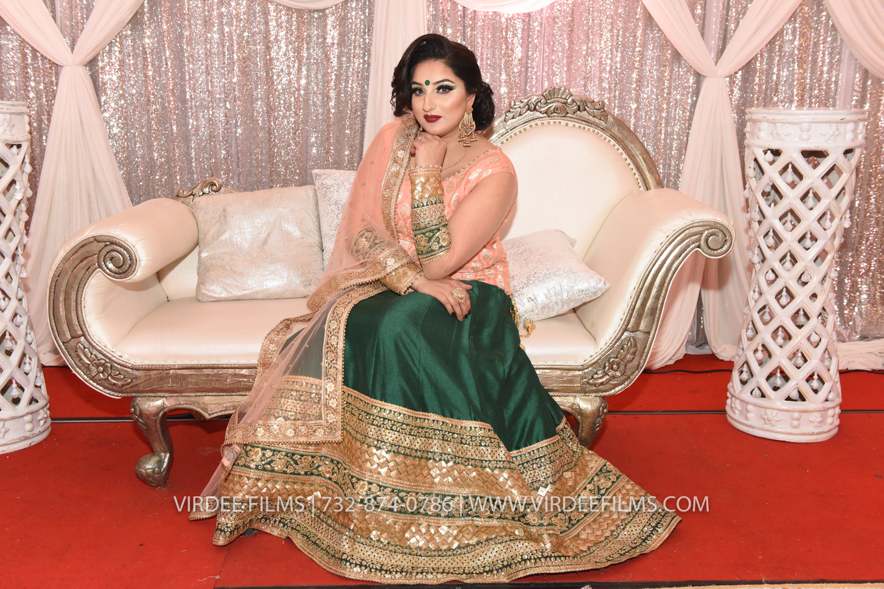 ZORA LOHRI (720)
