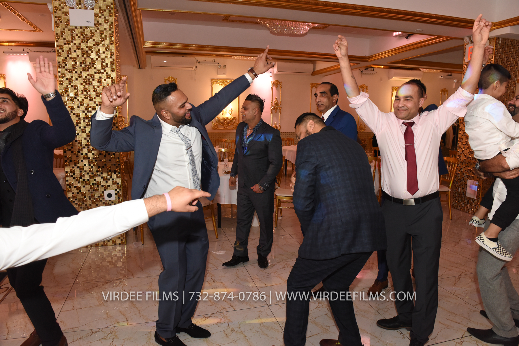ZORA LOHRI (680)