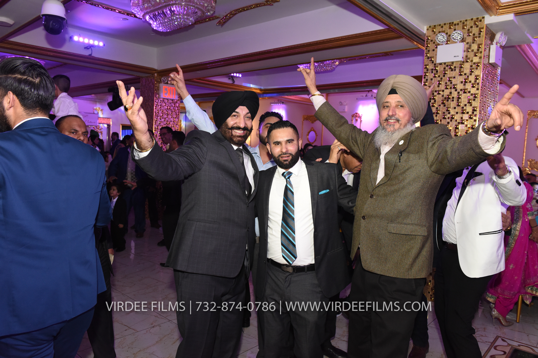 ZORA LOHRI (591)