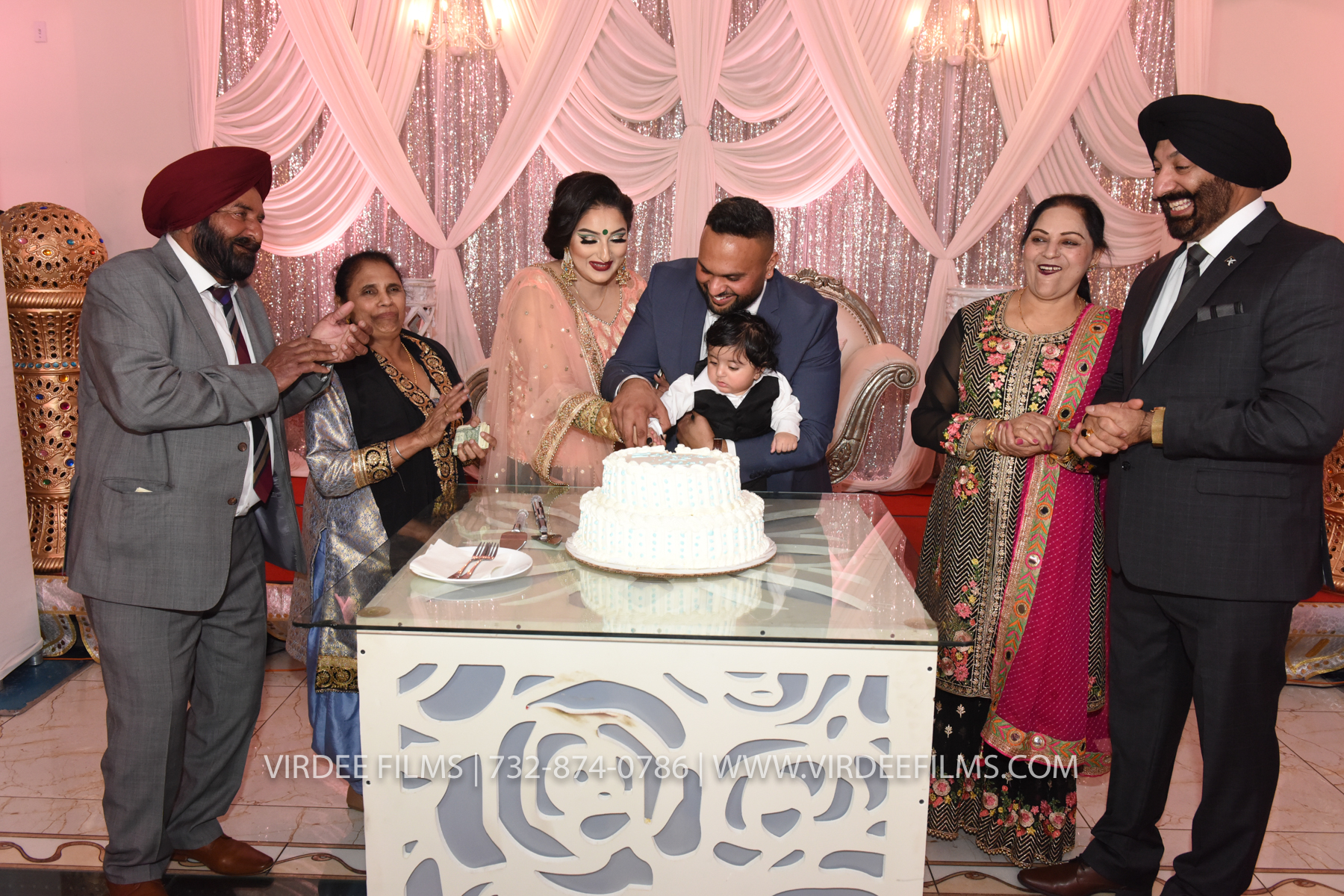 ZORA LOHRI (418)