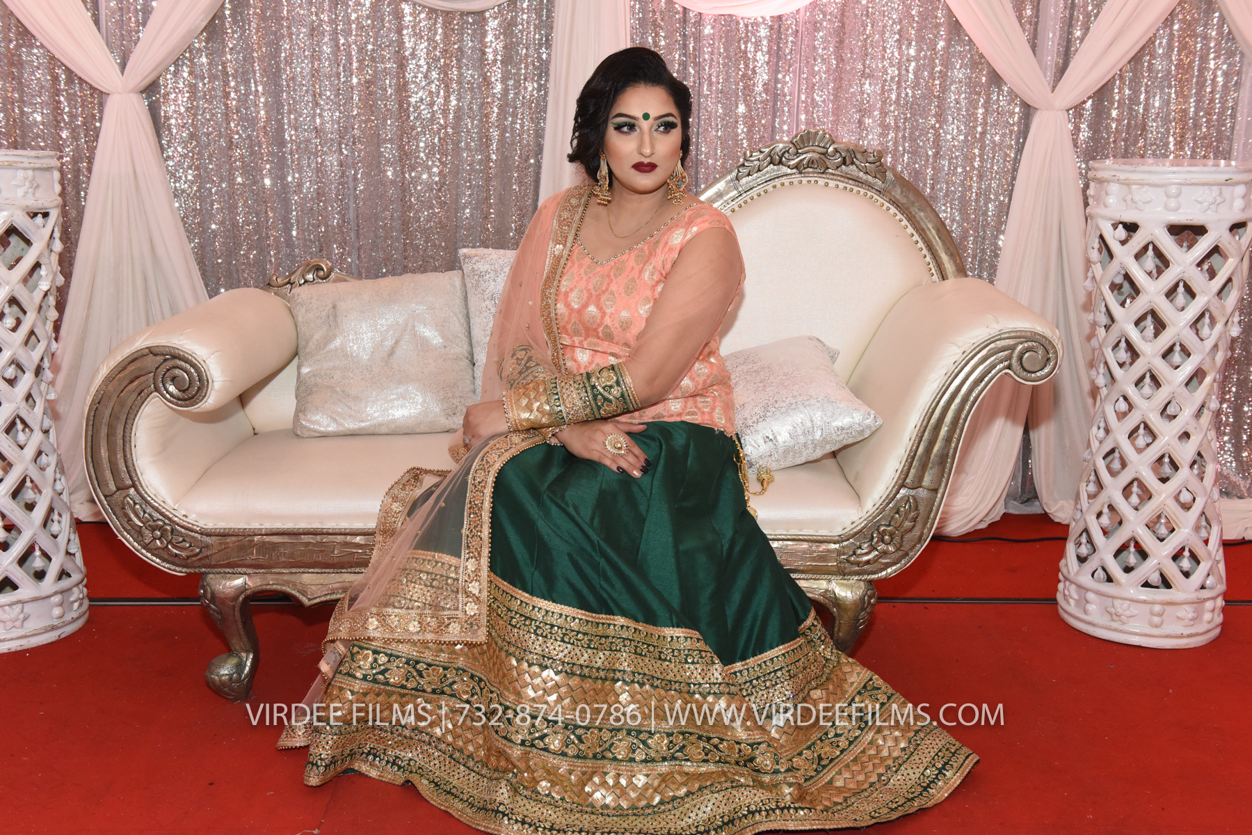 ZORA LOHRI (717)