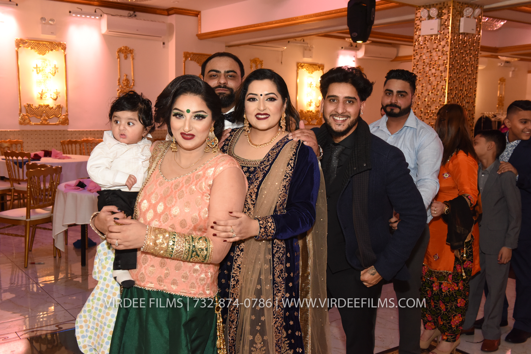 ZORA LOHRI (810)