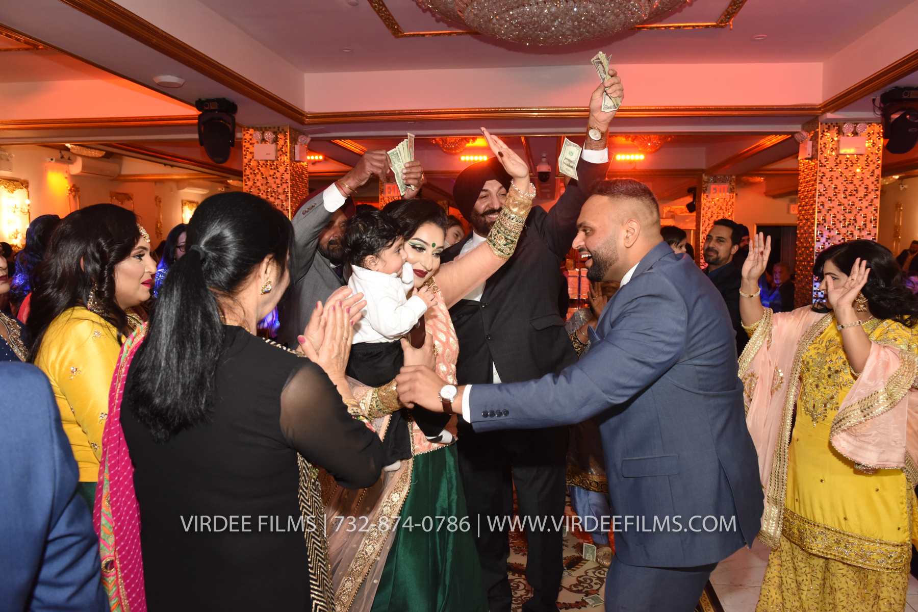 ZORA LOHRI (494)