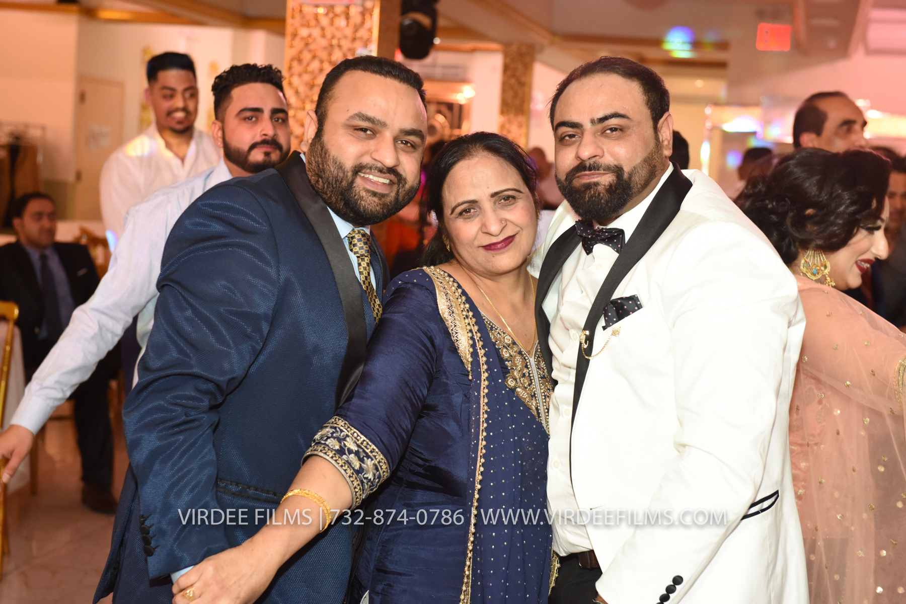 ZORA LOHRI (762)