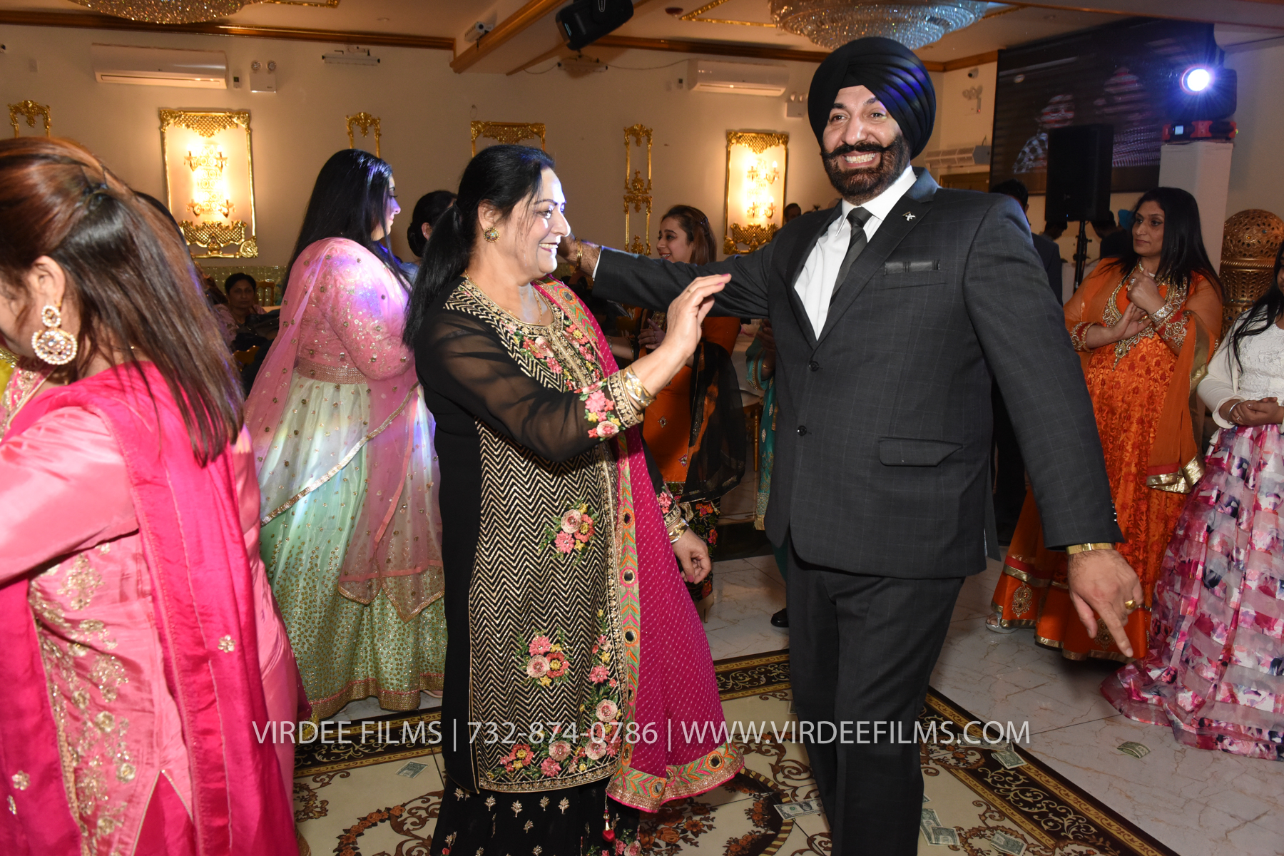 ZORA LOHRI (613)