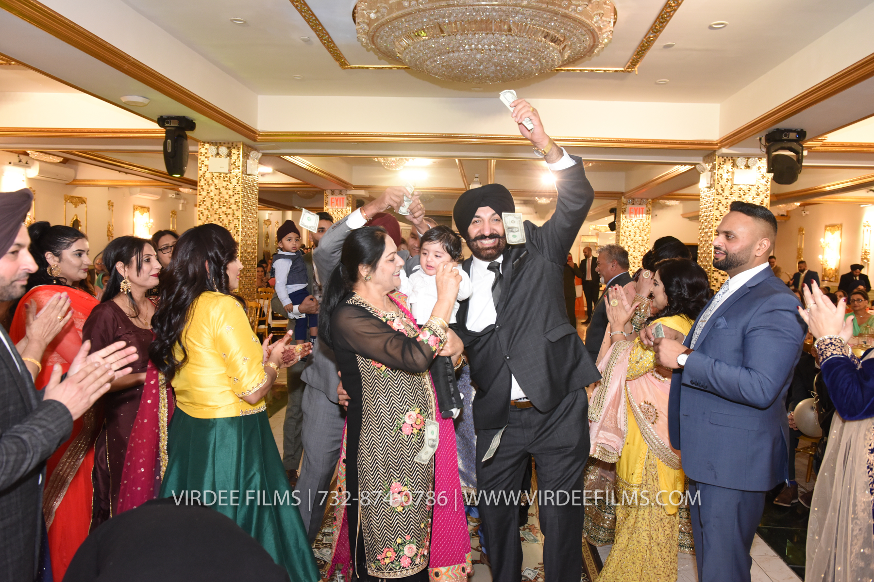 ZORA LOHRI (488)
