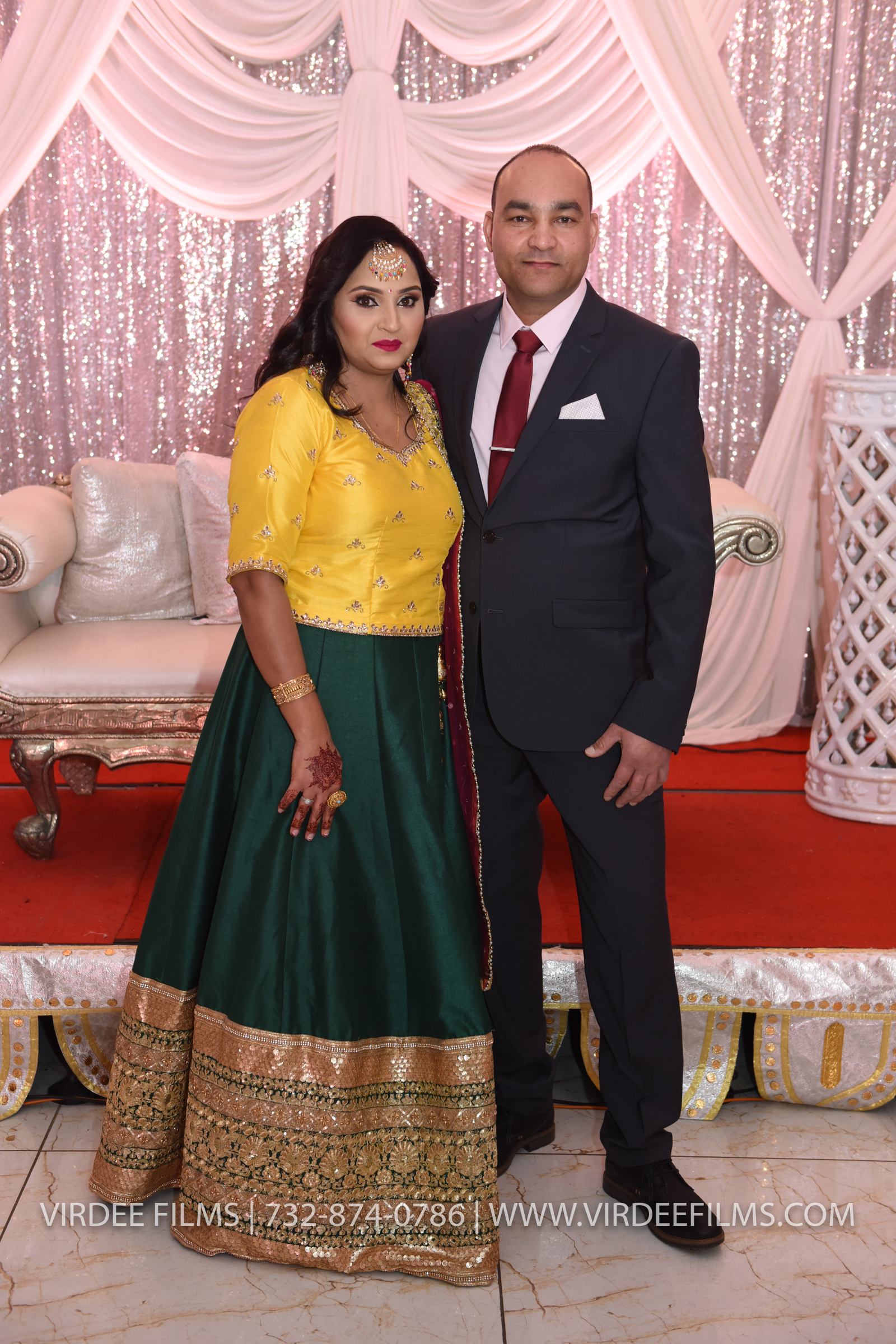 ZORA LOHRI (206)