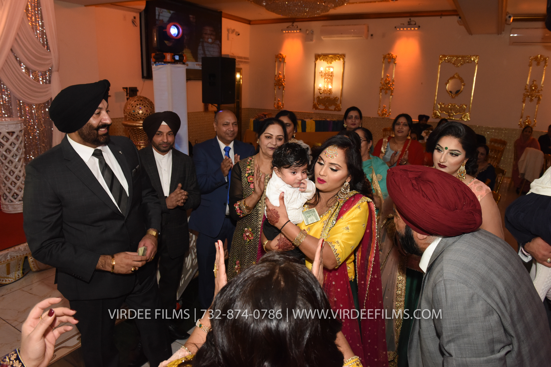 ZORA LOHRI (504)
