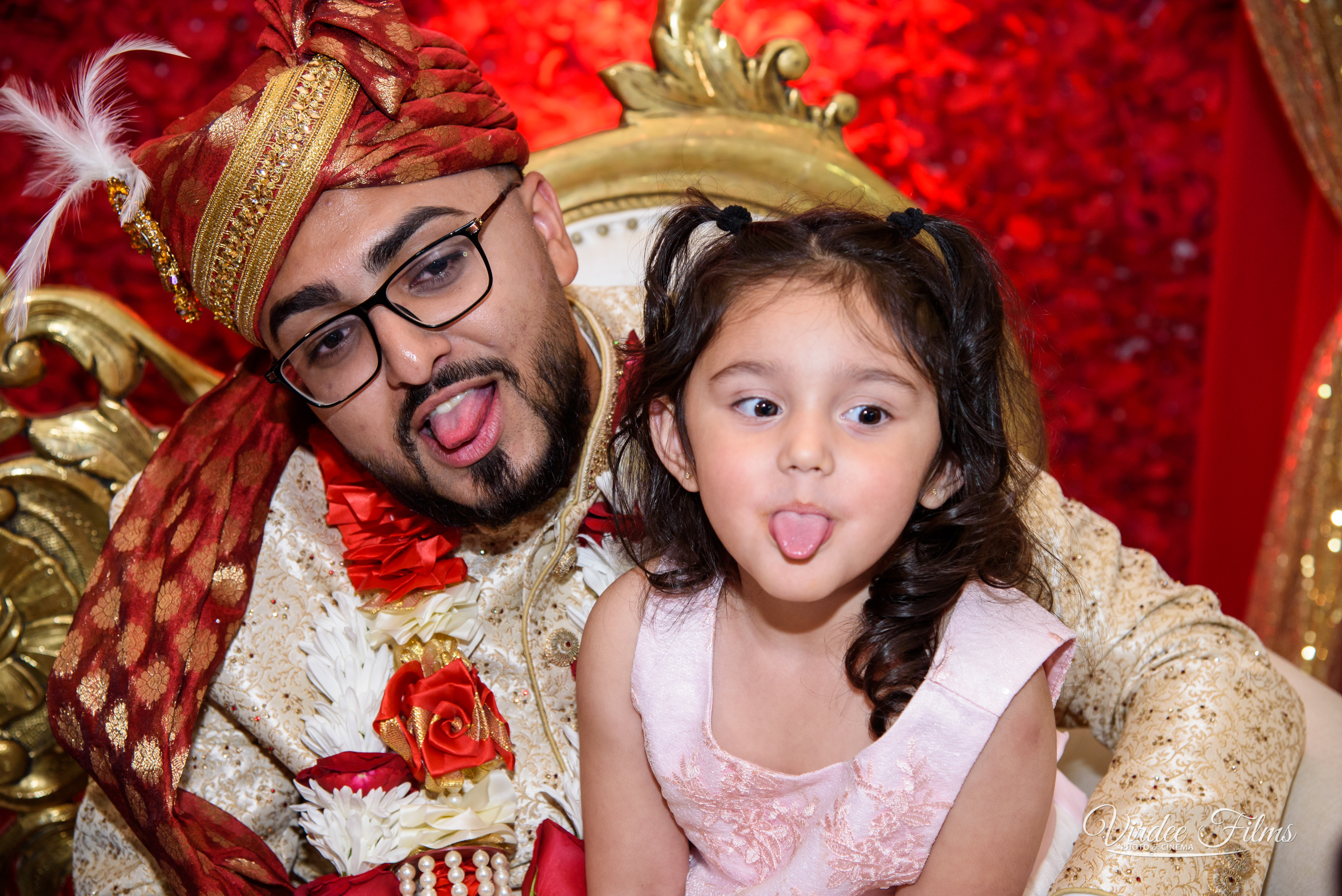 NIKAH (528)