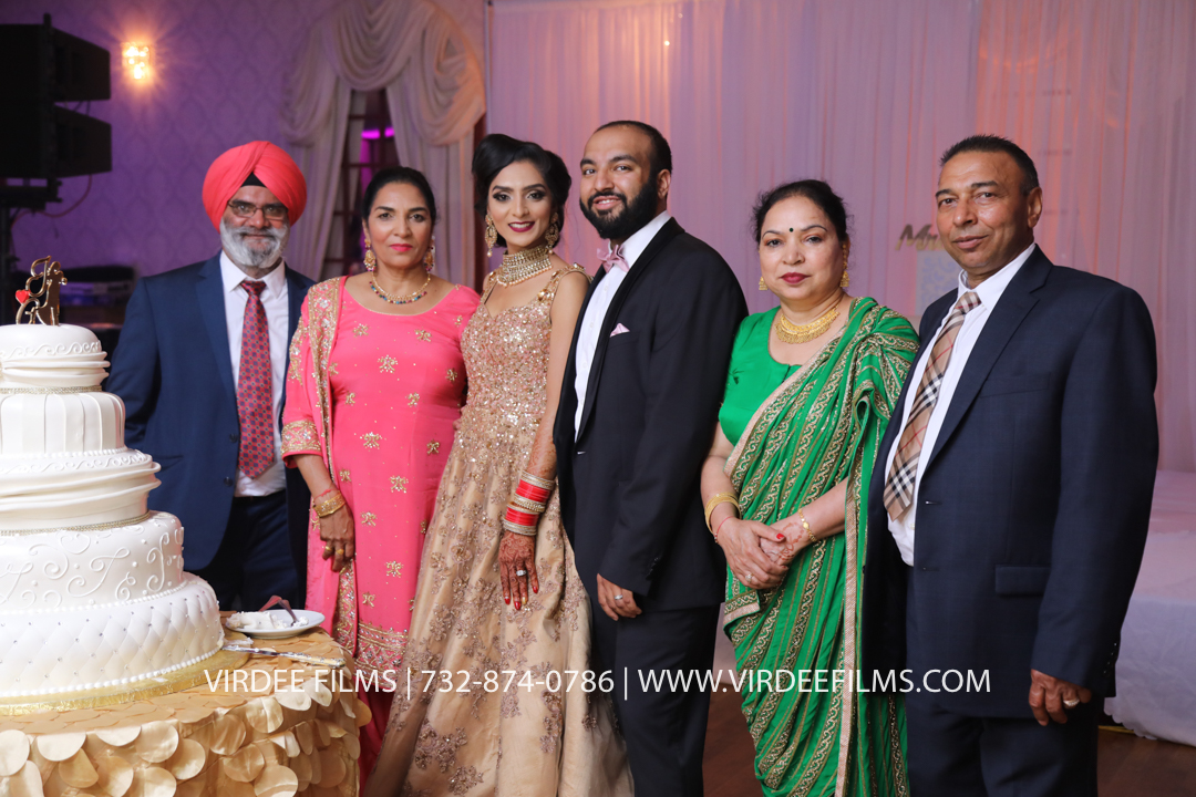 RECEPTION (811)