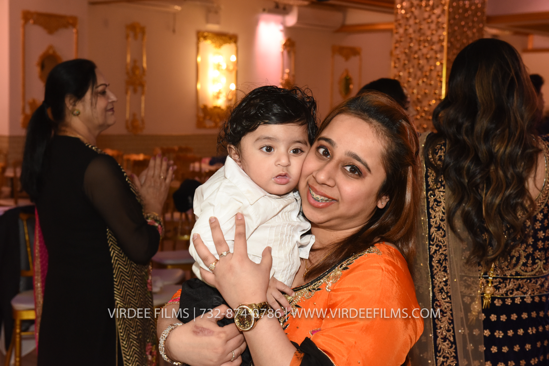 ZORA LOHRI (828)