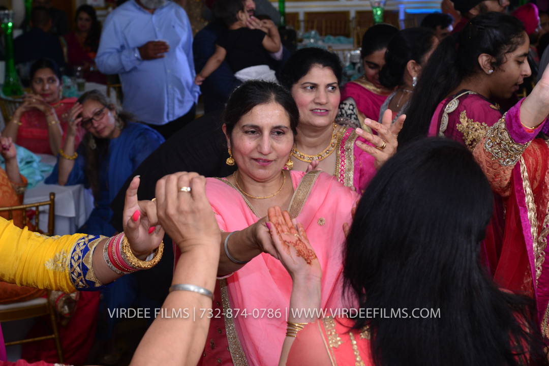 RECEPTION (765)