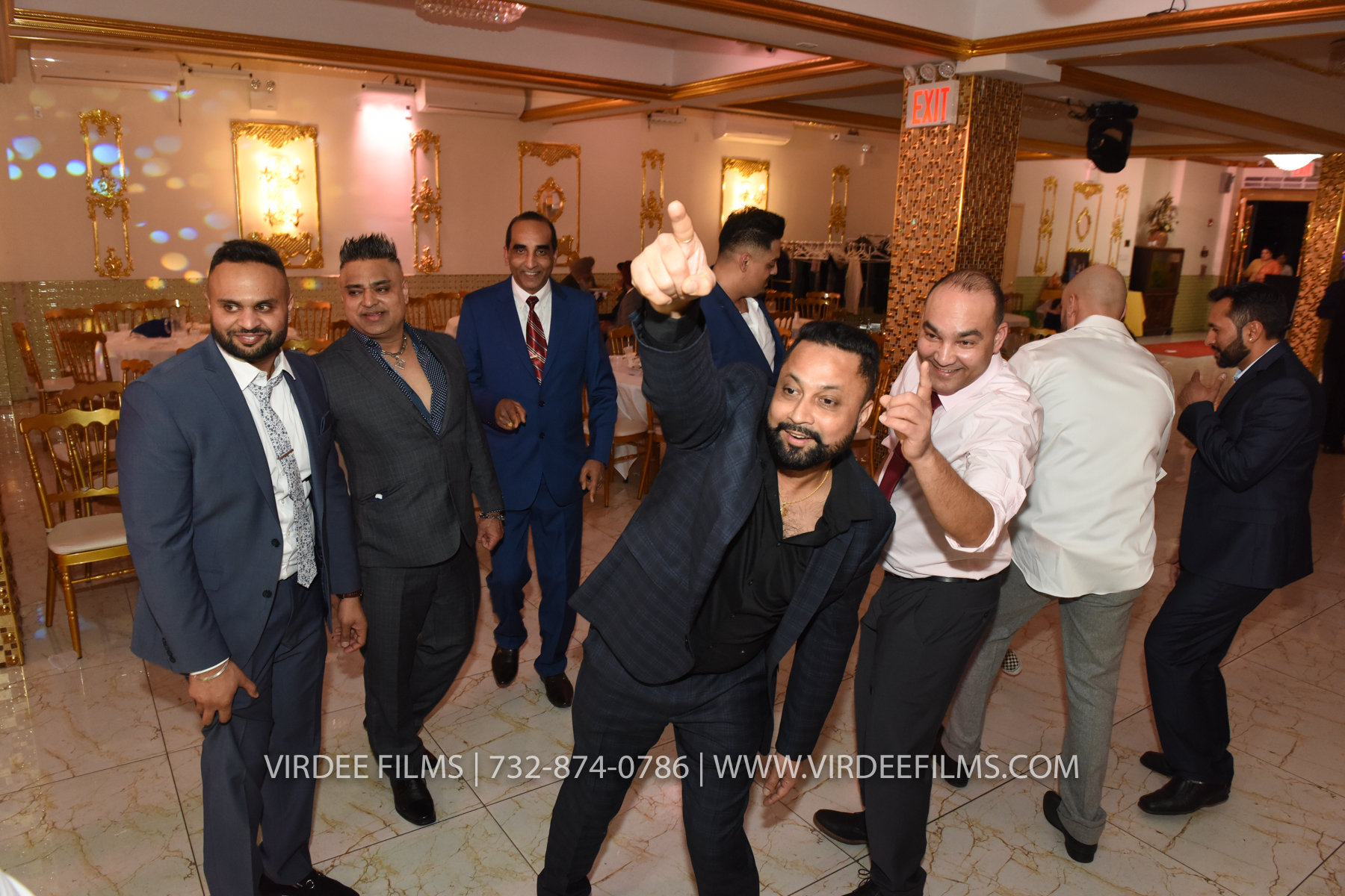 ZORA LOHRI (679)