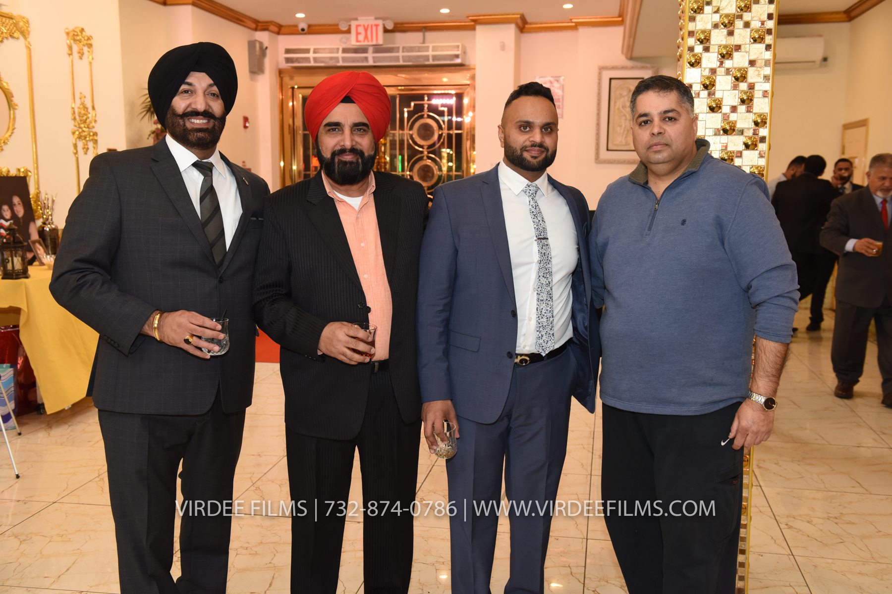 ZORA LOHRI (258)