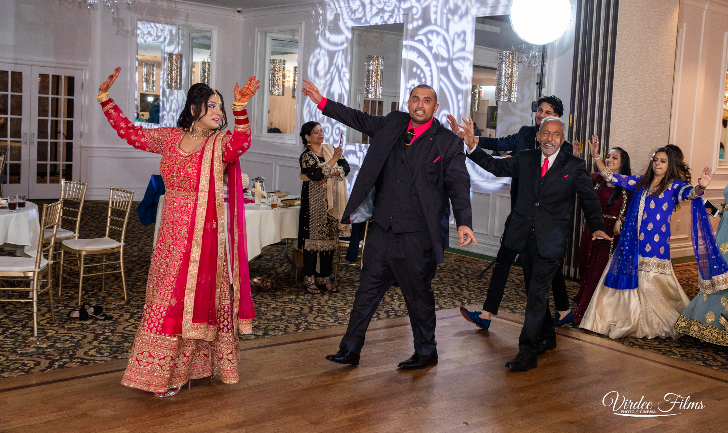 RECEPTION (523)