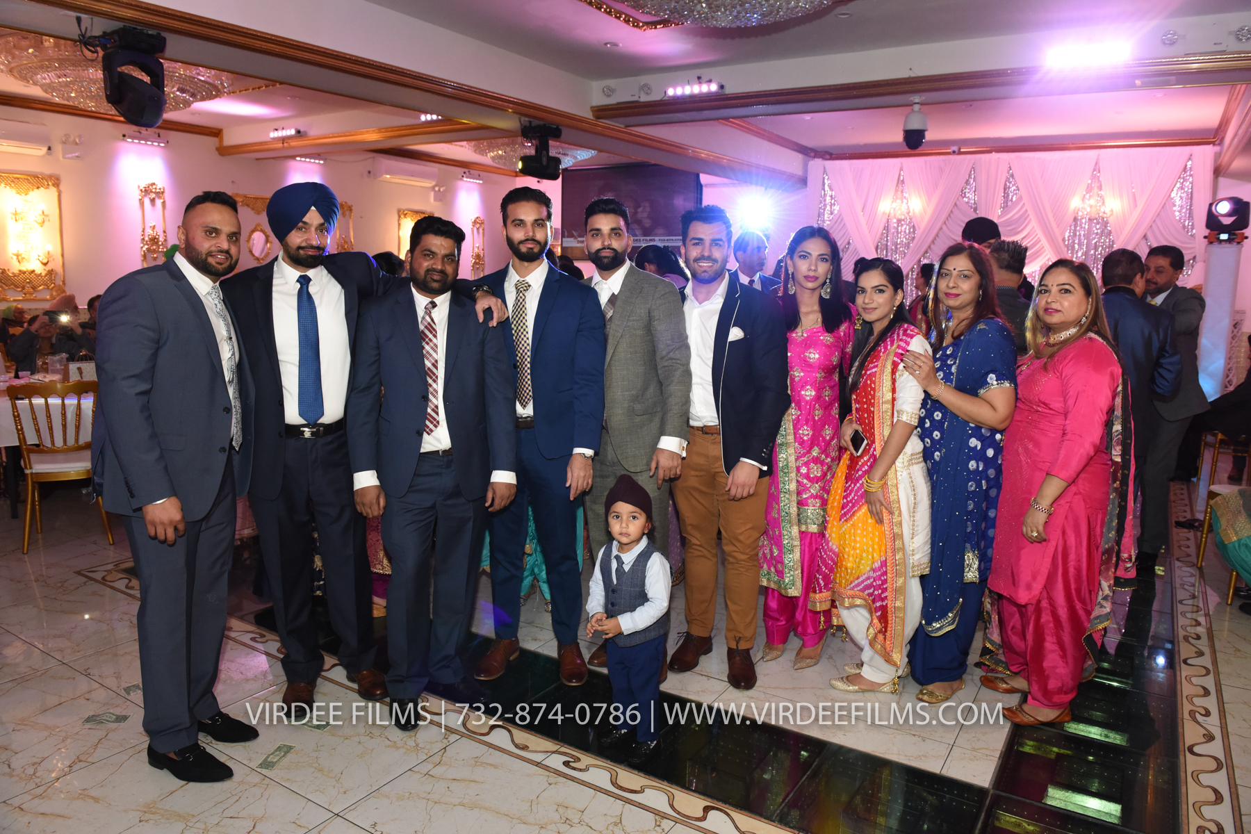 ZORA LOHRI (552)