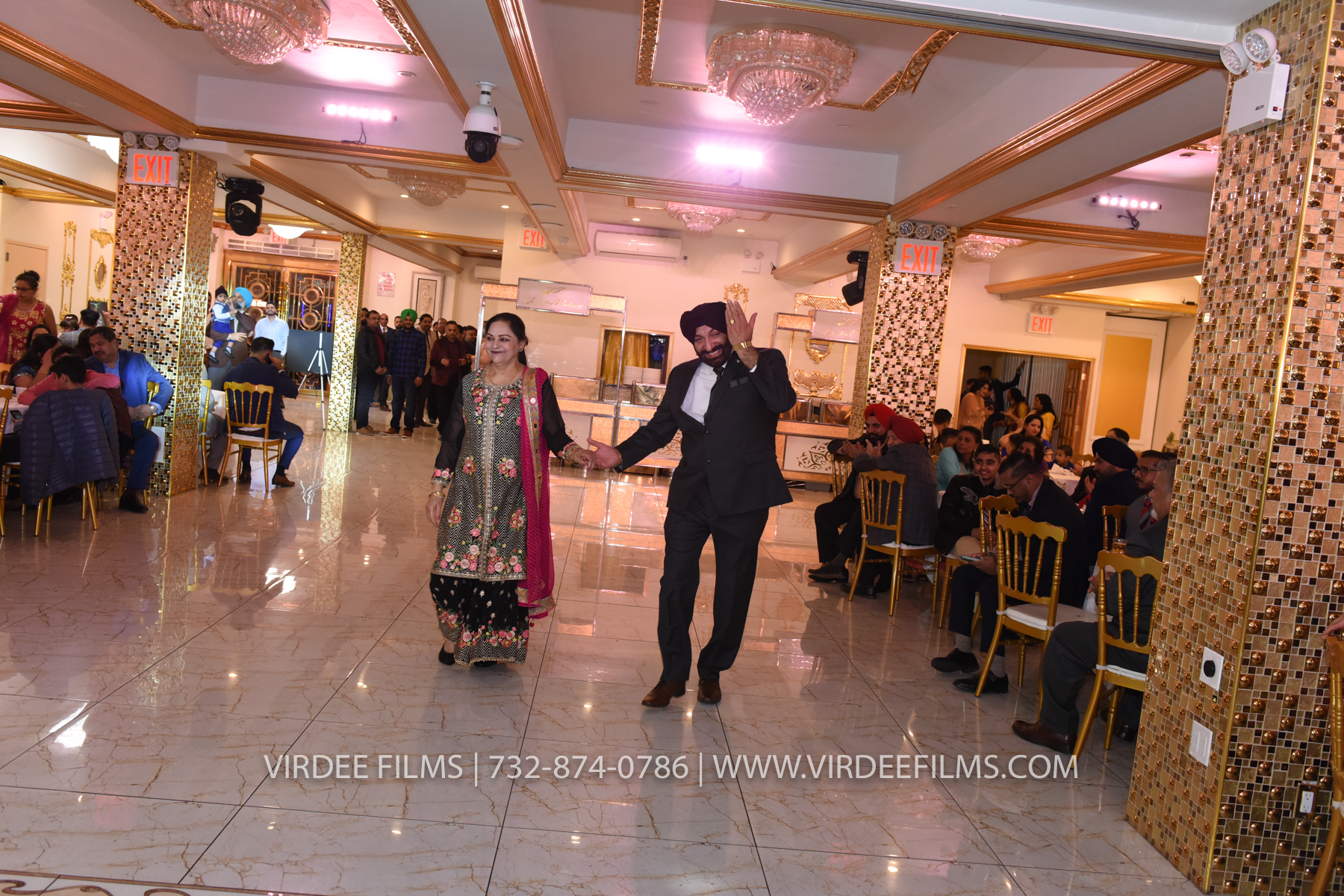 ZORA LOHRI (331)