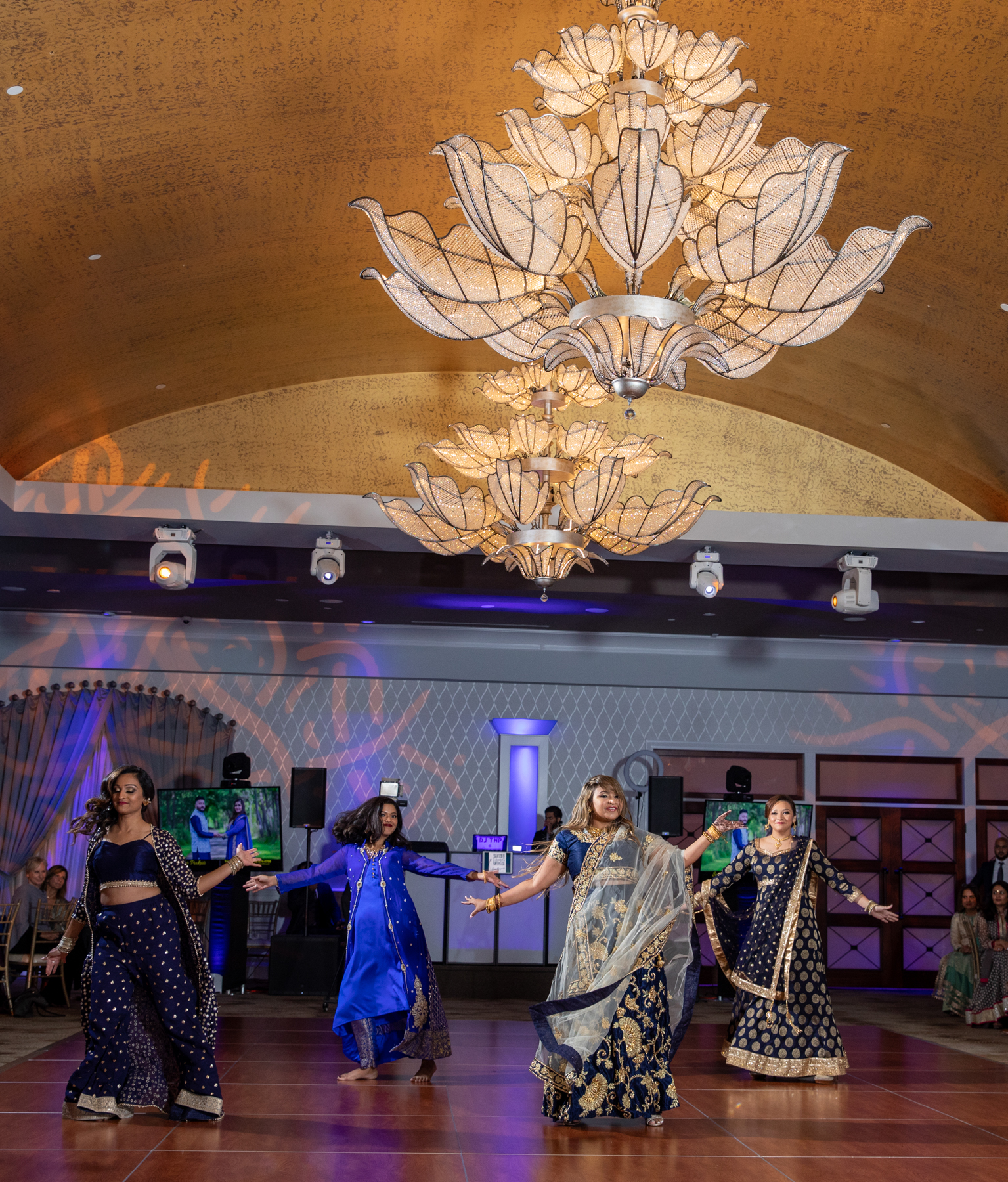 RECEPTION (264)