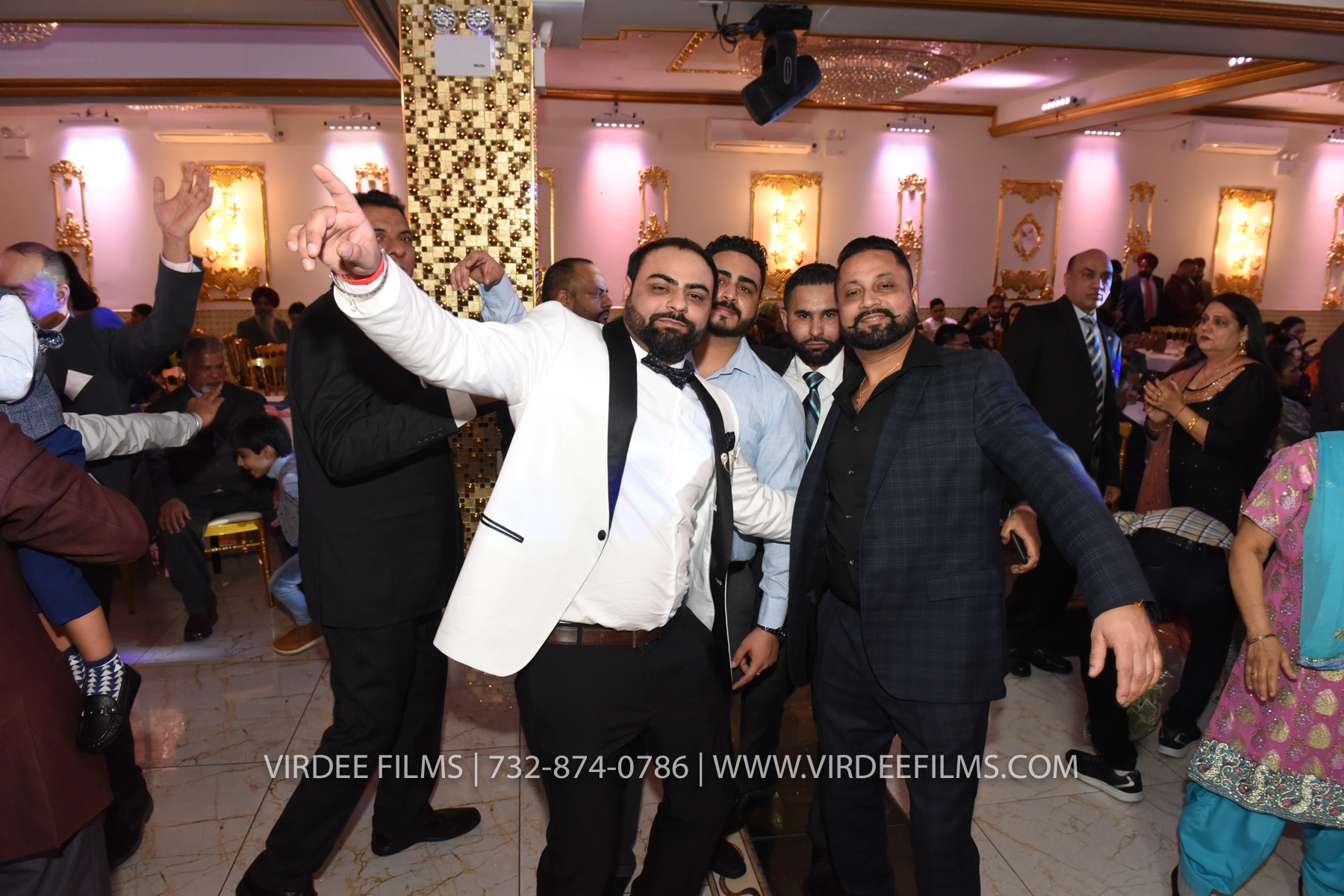 ZORA LOHRI (581)