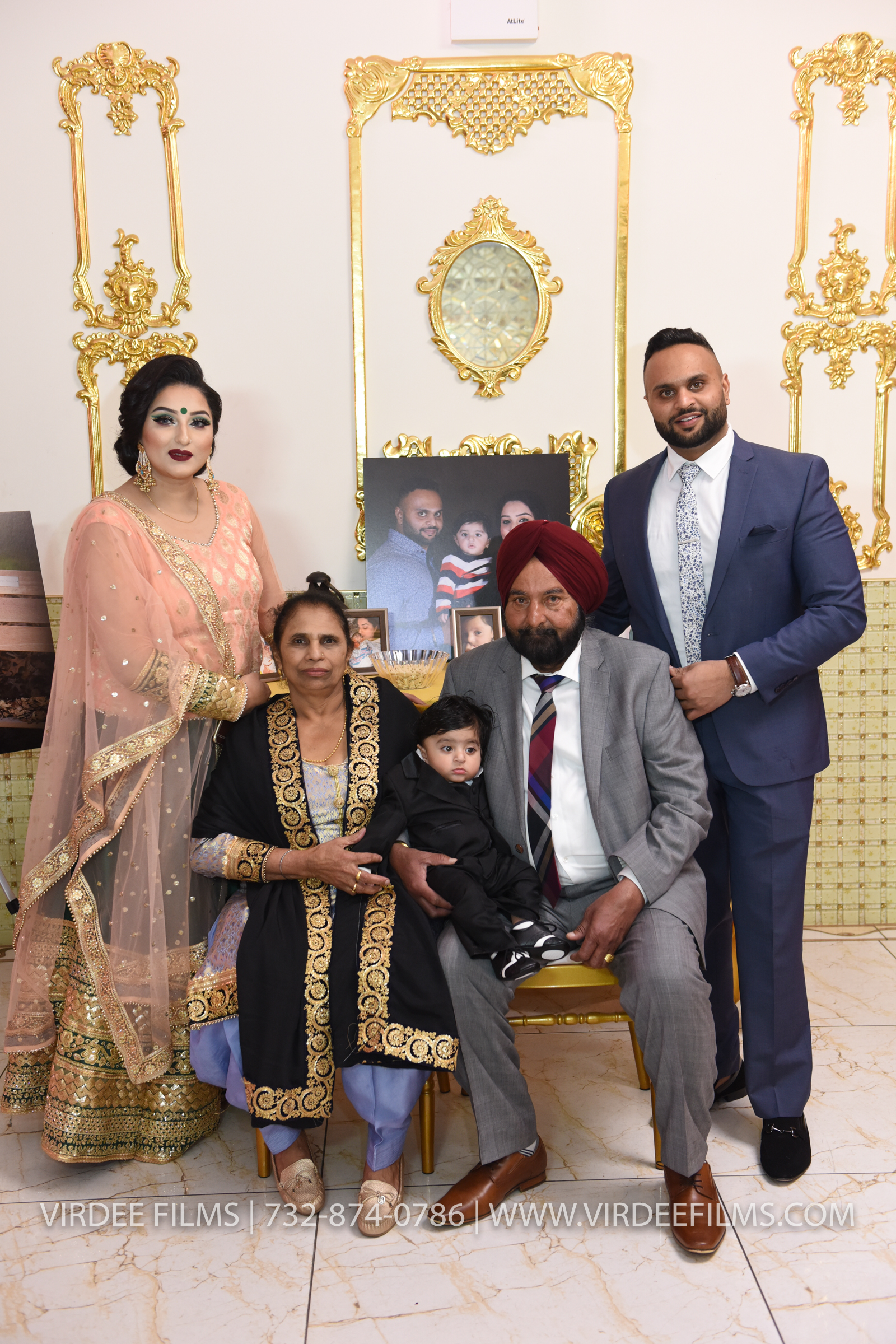 ZORA LOHRI (132)