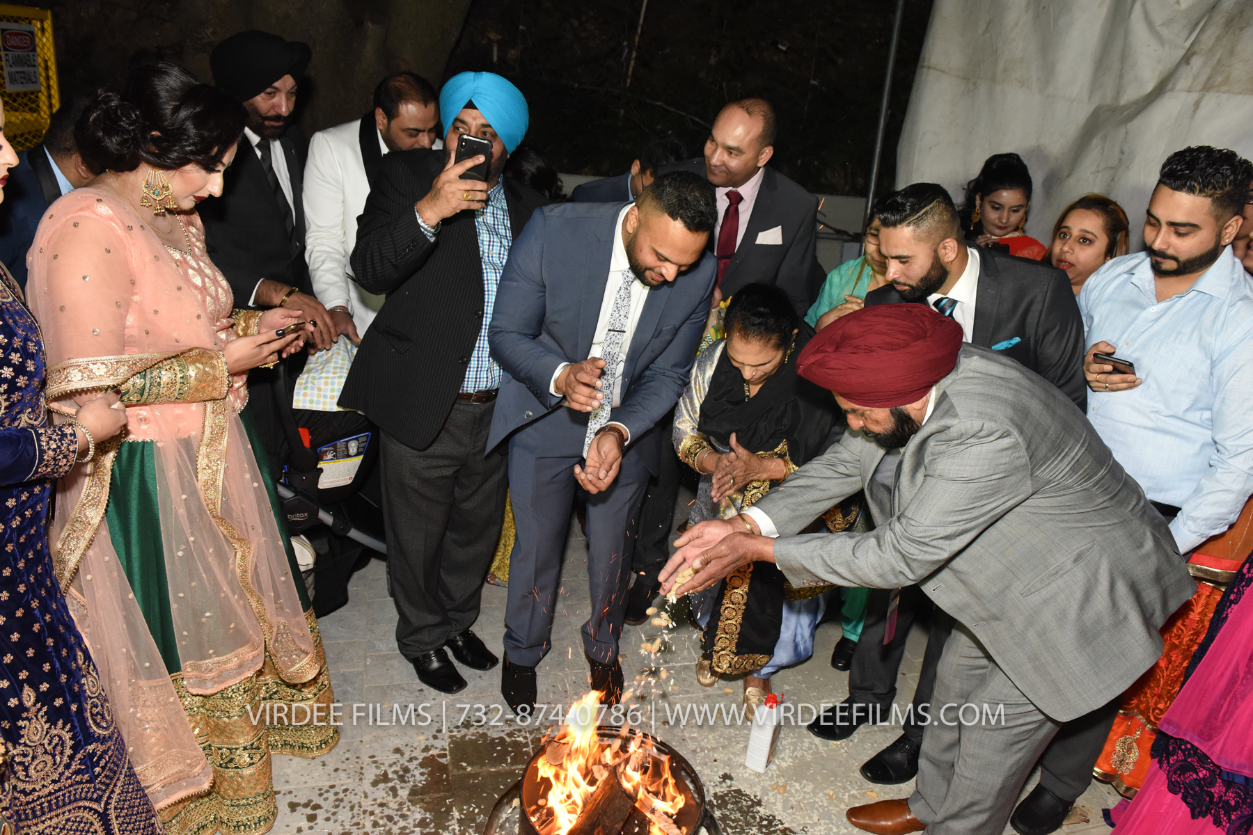 ZORA LOHRI (471)