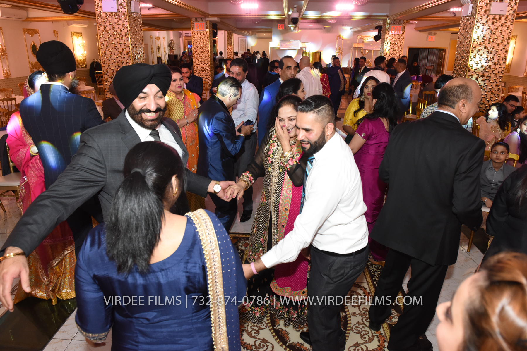 ZORA LOHRI (654)