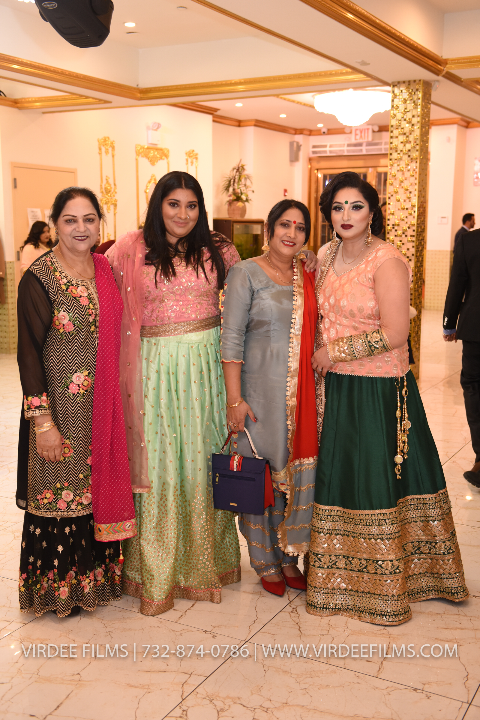 ZORA LOHRI (282)