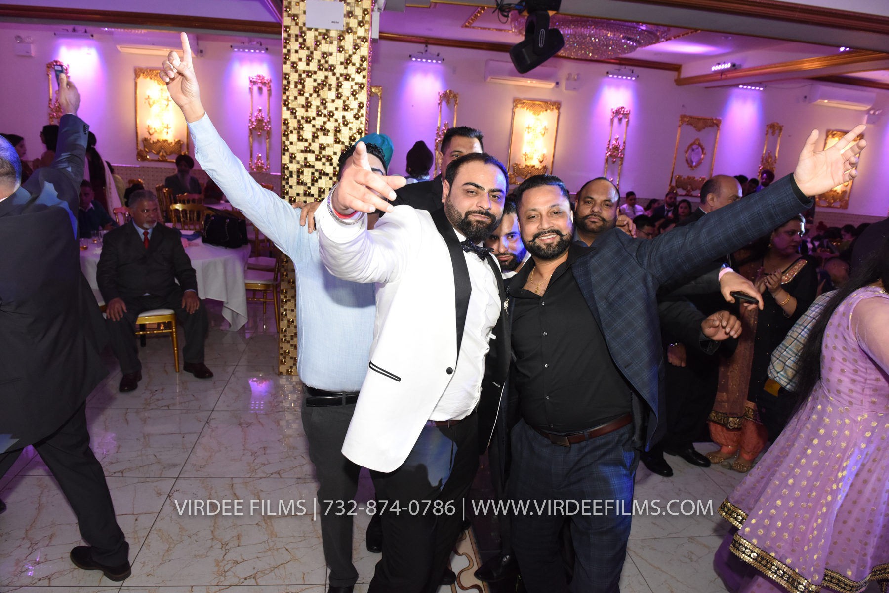 ZORA LOHRI (583)