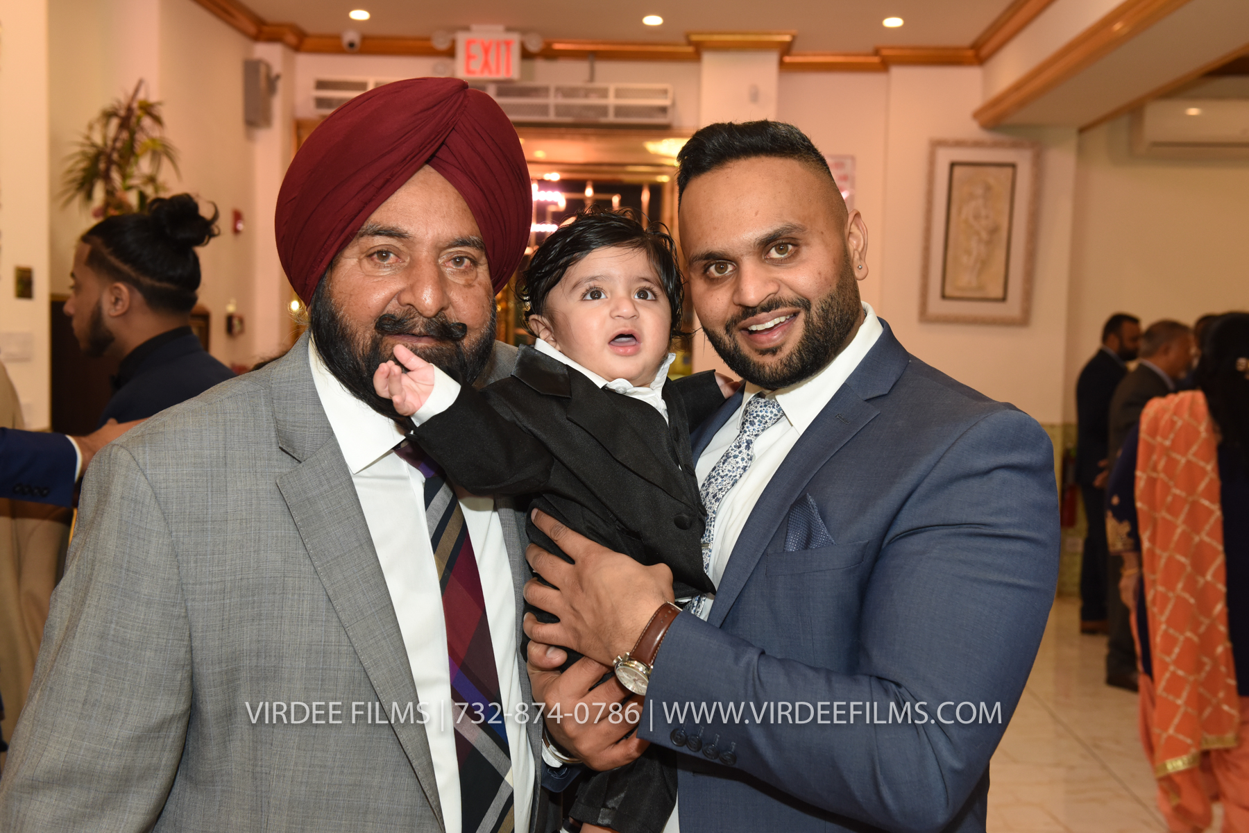 ZORA LOHRI (231)
