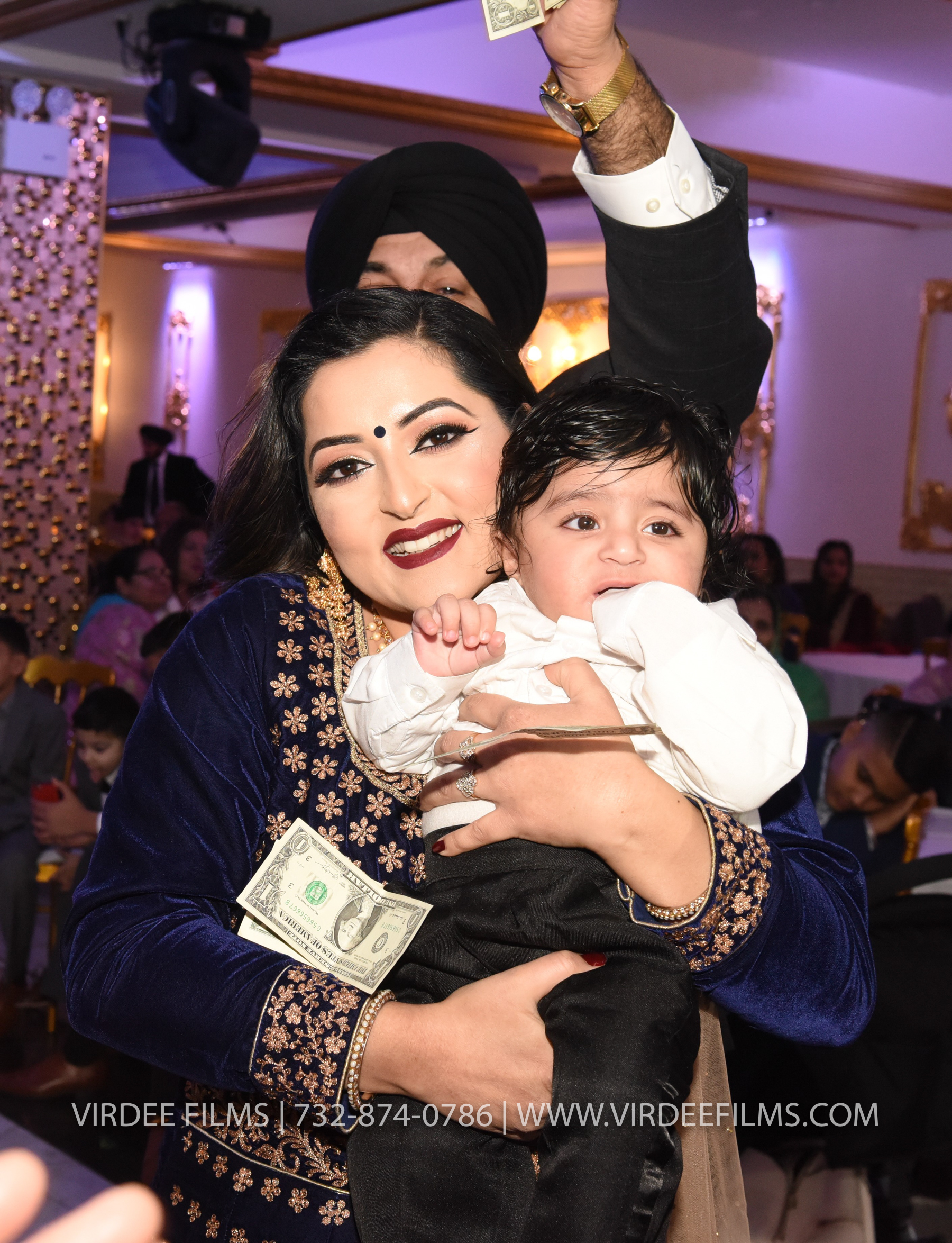 ZORA LOHRI (500)