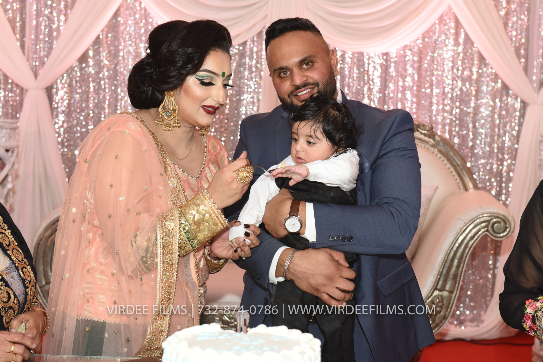 ZORA LOHRI (424)