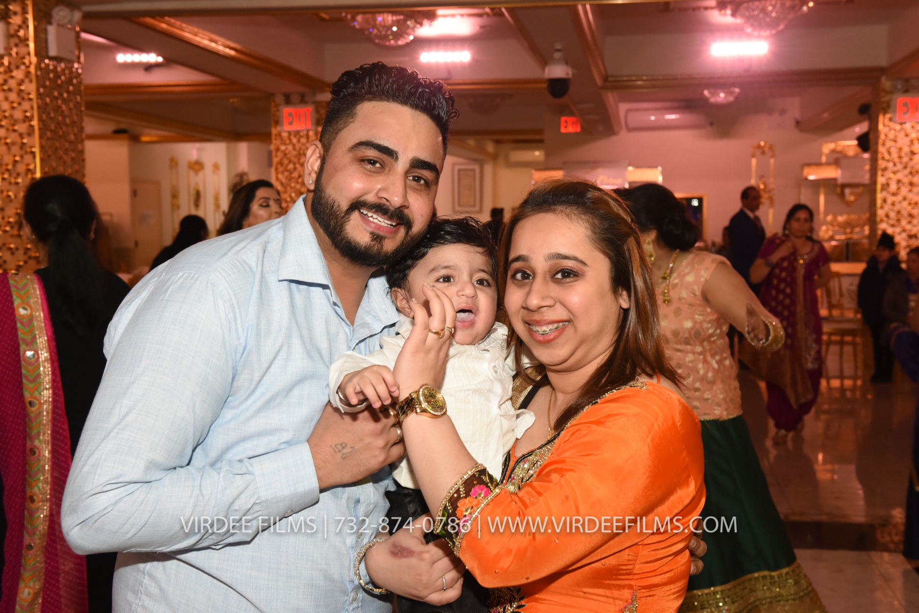 ZORA LOHRI (839)