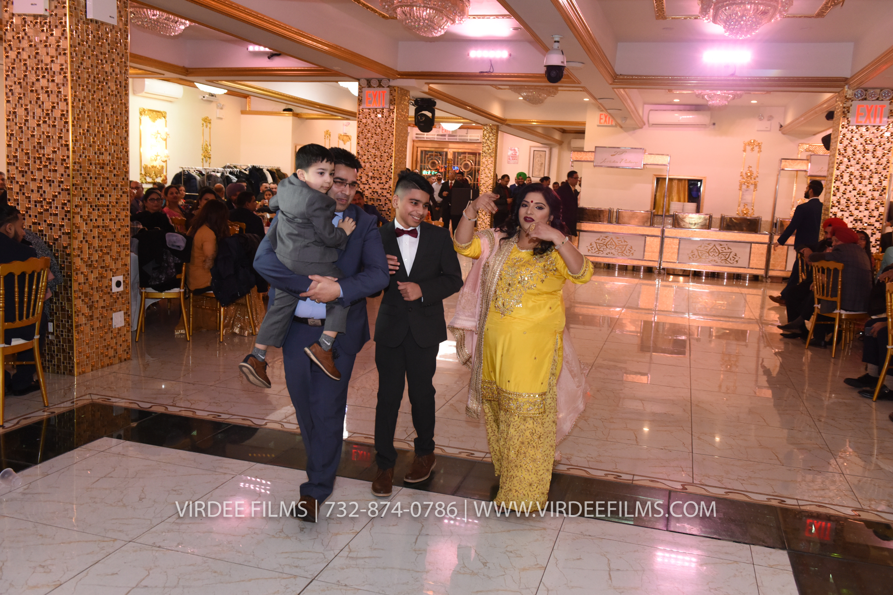 ZORA LOHRI (338)