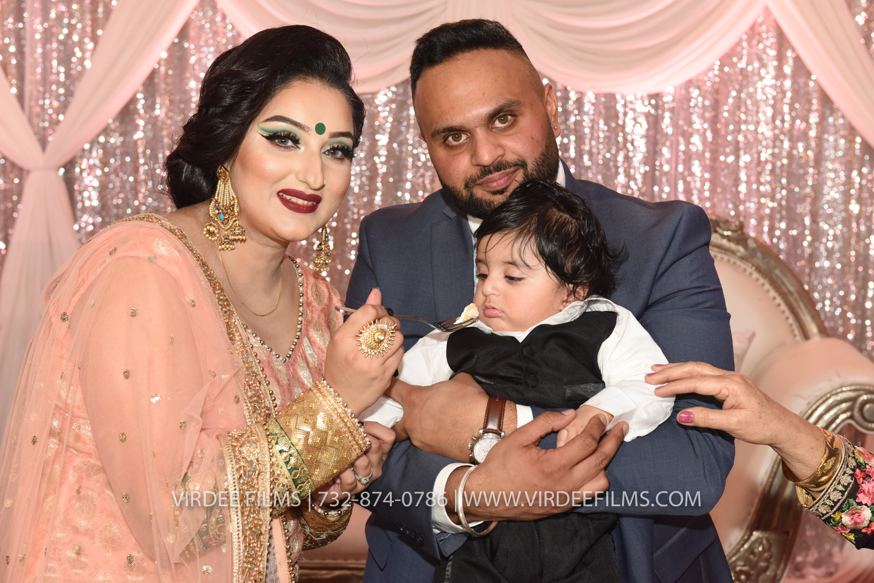 ZORA LOHRI (426)