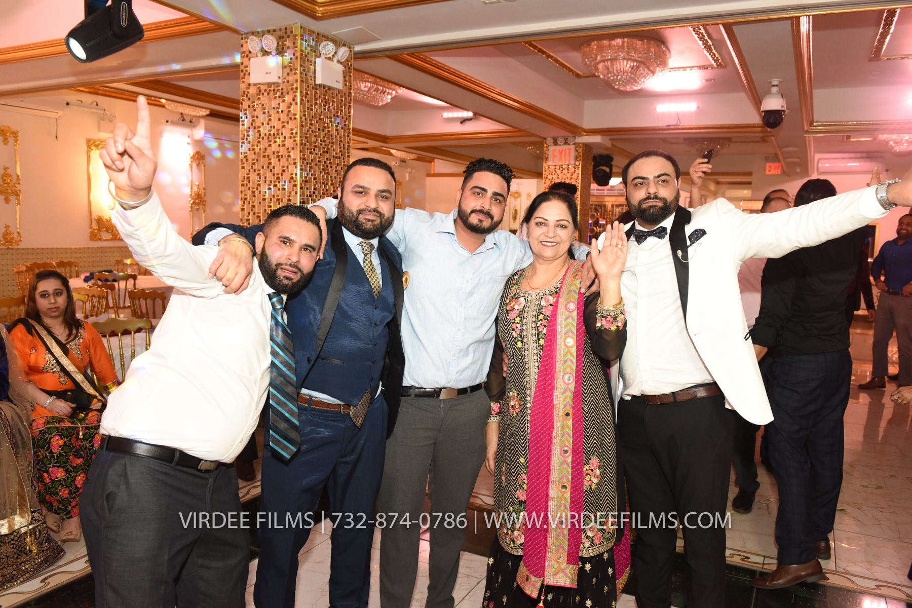ZORA LOHRI (765)