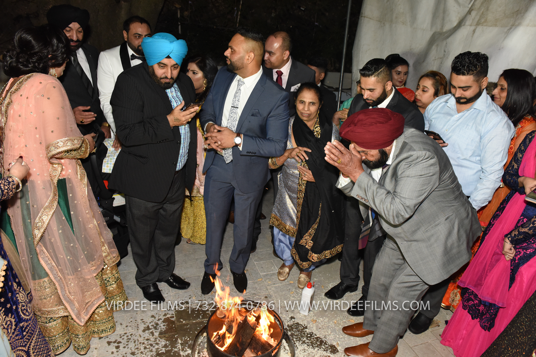 ZORA LOHRI (473)