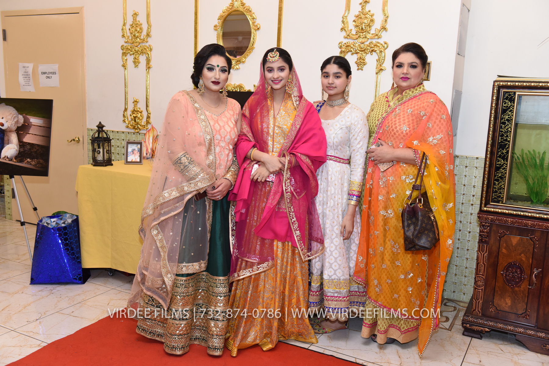 ZORA LOHRI (303)