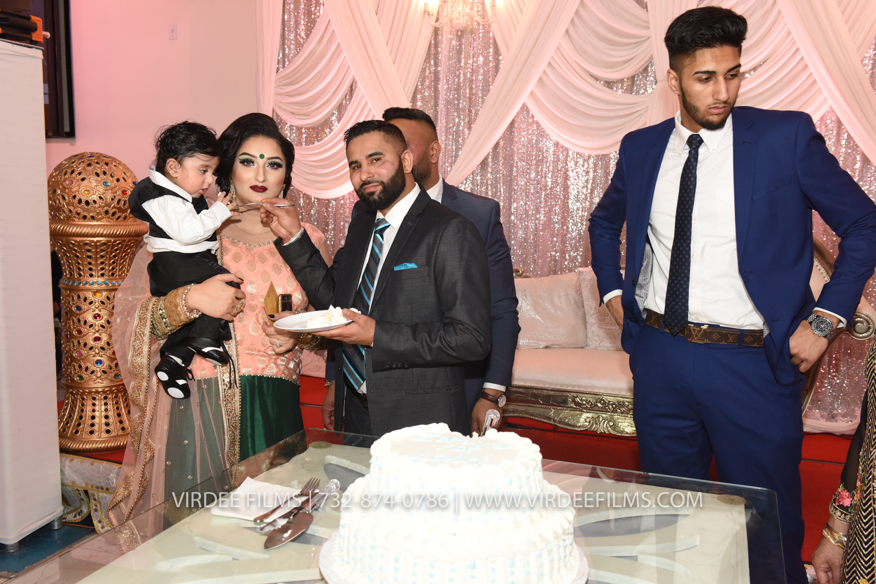 ZORA LOHRI (439)