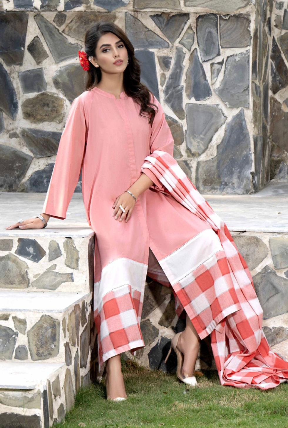 Peach 3pcs- Nishat (medium)