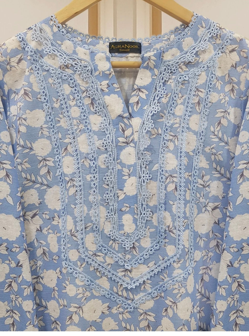 Thumbnail: Blue 3pcs- Agha Noor (medium)